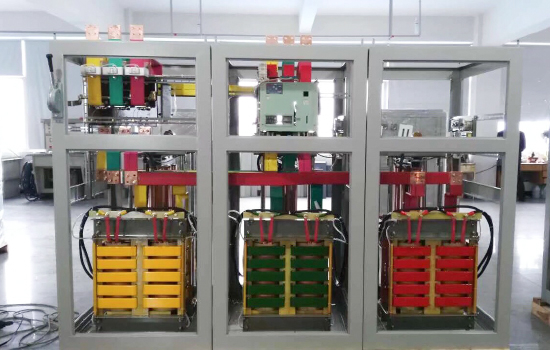 SBW-F-1500KVA/KW三相全自動補償式大功率電力穩(wěn)壓器