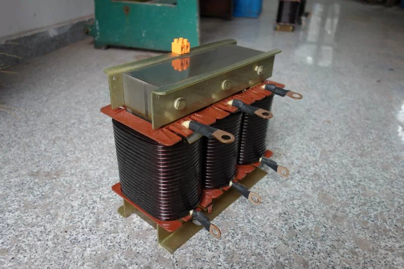 CKSG-2.4/0.4-12%串聯(lián)電抗器